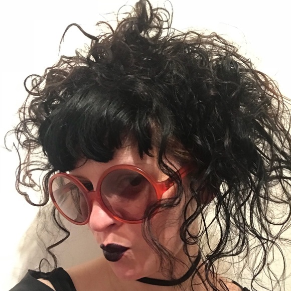 SOLD VINTAGE 🖤 90s Burnt Orange Round Sunglasses - Picture 2 of 7